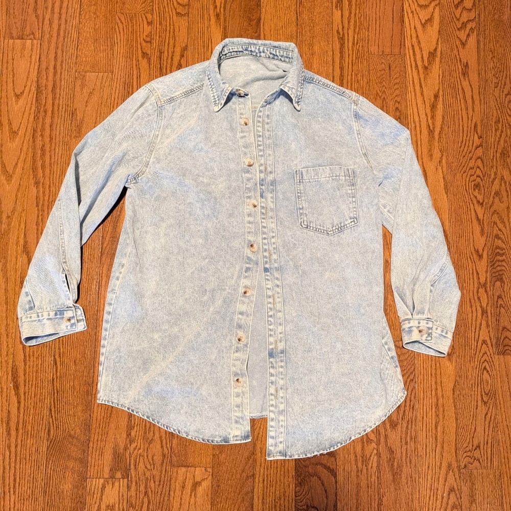 SHEIN Light Wash Loose Fit Denim Button-Down Shirt